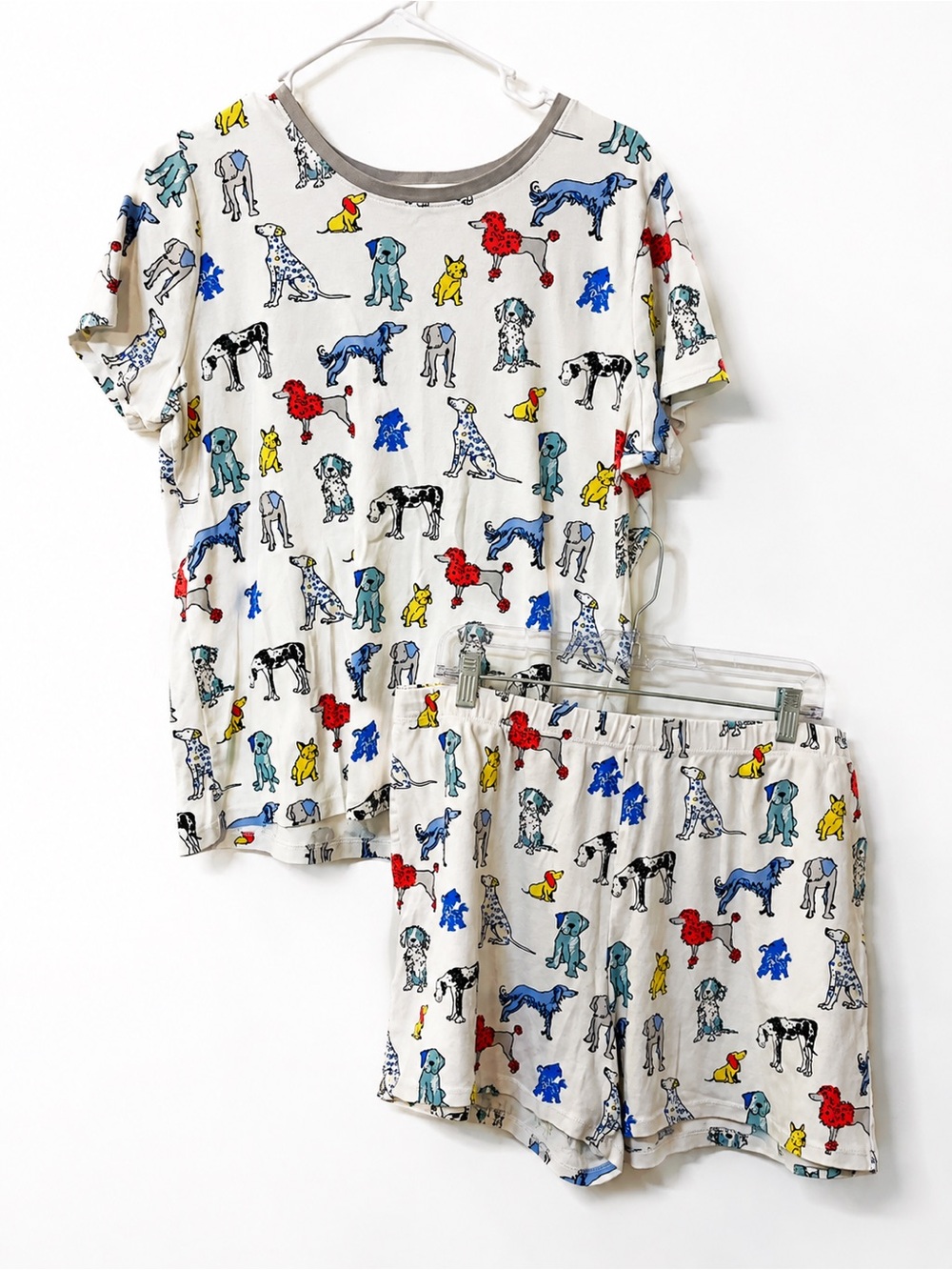 The Company Store Cream Multicolor Dog-Print Short Sleeve Pajama Set